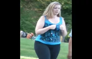 في مطبخ افلام سكس اجنبية مترجمه مريح ، امرأة ناضجة الرجيج كس ، تنمو الثقيلة
