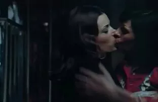شعر قصير, راقصة جميلة, الاستمناء, حلق L. مقاطع سكس اجنبيه مترجمه في غرفة النوم