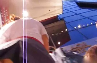 القرفصاء أمام افلام اجنبيه مترجمه ساخنه الرجل و اللسان الأول