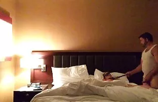 الخادمة في عباءة قصيرة مارس الجنس في الحمار من أفلام سكس أجنبيه مترجمه قبل المالك