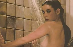الخيول ، مثل سكس اجنبيه مترجمه روسيا لزيارة عشيقته